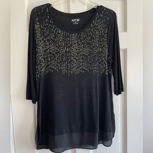 Apt. 9 Black Top with Gold Accents in a Retro Style Tunic. Size MP.